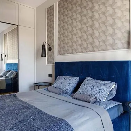 - Center - One Bedroom - Jp19 *